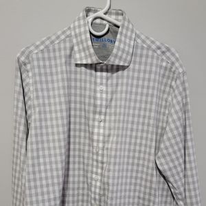 Men's performance dress shirt